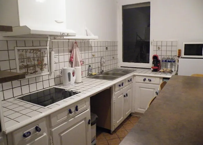 Appartement F3 -Plaisir Moins Cher - Jusqu\'A 8Personnes